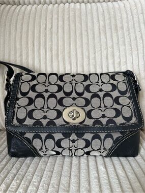 Vintage Coach Hamptons Signature Flap Bag Black Grey Canvas Leather Turnlock🖤🐈‍⬛